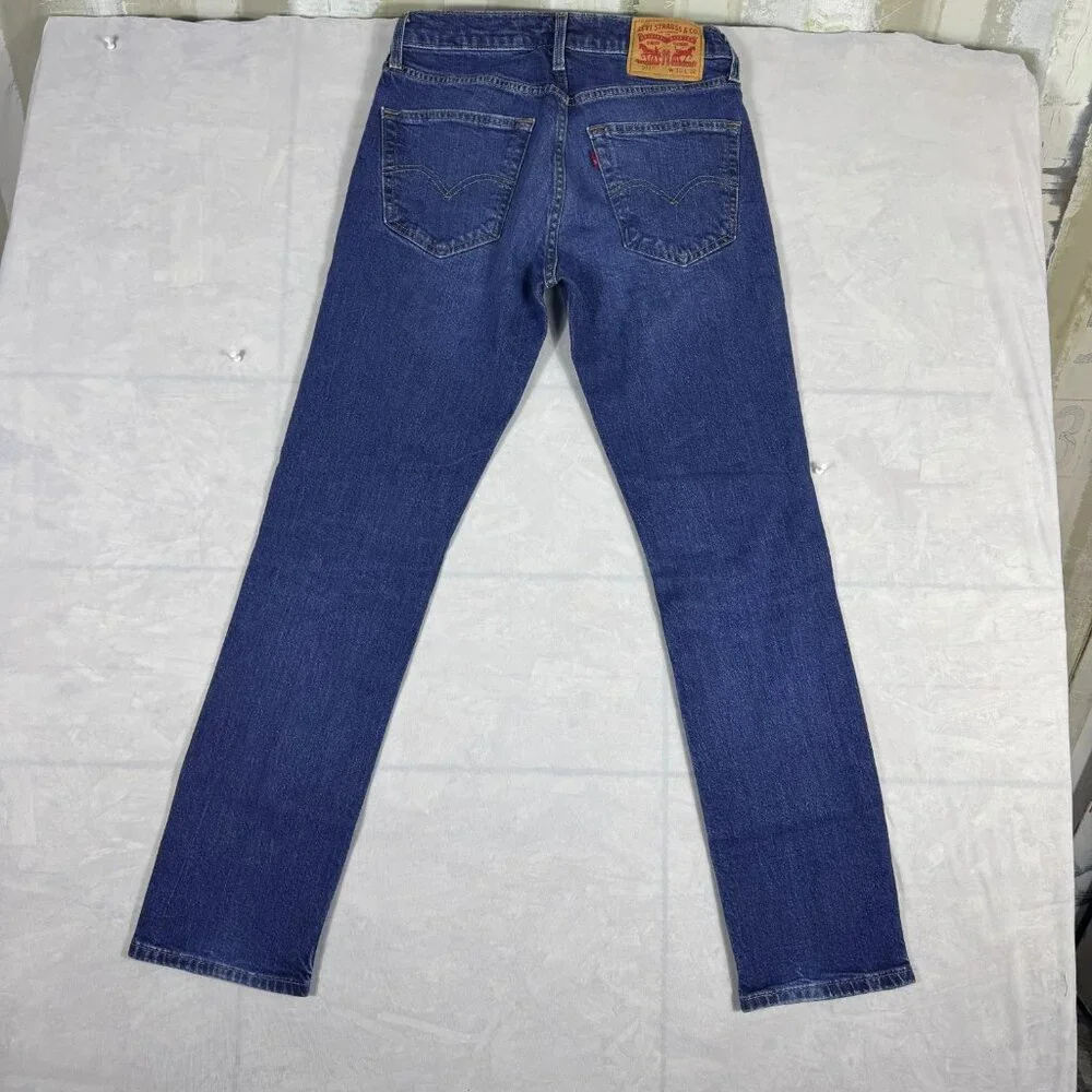 Levi's 511 Men's Straight Leg Jeans Blue Denim Slim Fit Zip Fly 5-Pocket W30 L32